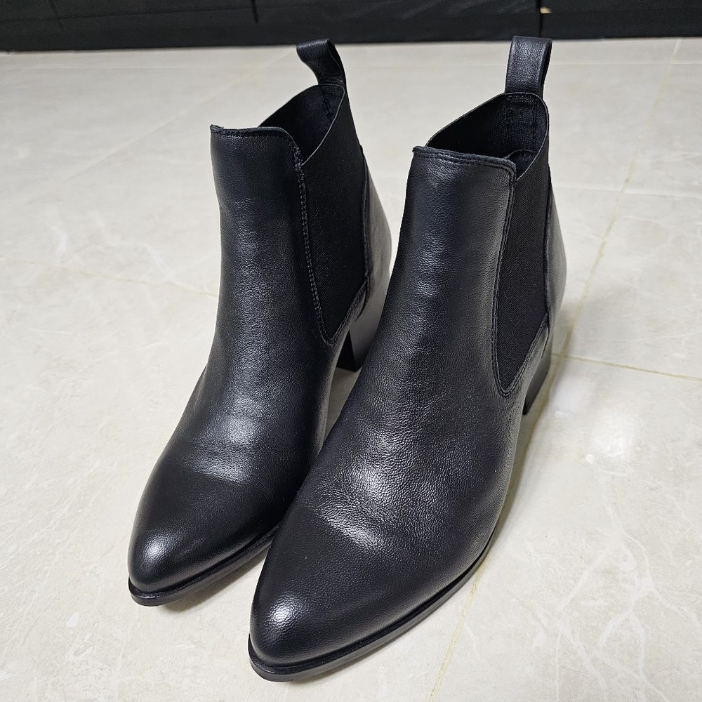 NINE WEST Rhodes Ankle Boots